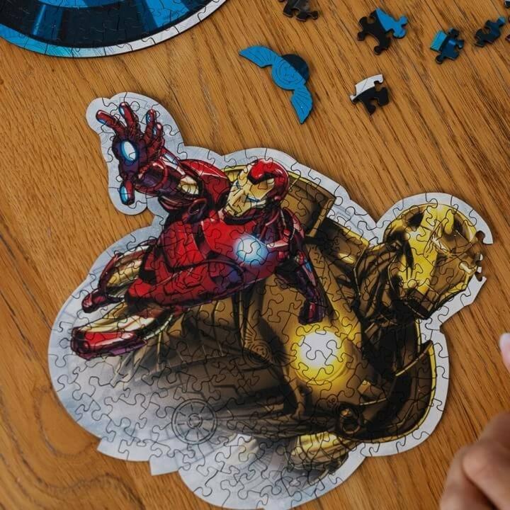 Immagine prodotto Trefl Puzzle di legno Forma speciale 160 - Iron Man (160 pezzi)