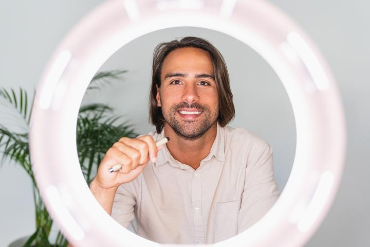 Actual product image Kodak Desk Ring Light