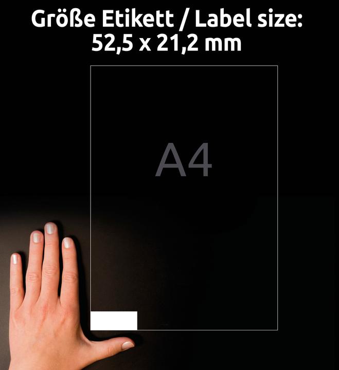 Actual product image Avery Universal labels