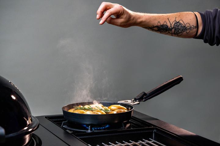 Produktbild Outdoorchef Karbonstahl Pfanne 28cm