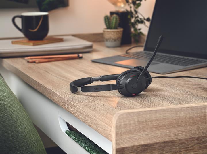 Actual product image Jabra Evolve2 30, MS Stereo Headset (Cable, USB-C)