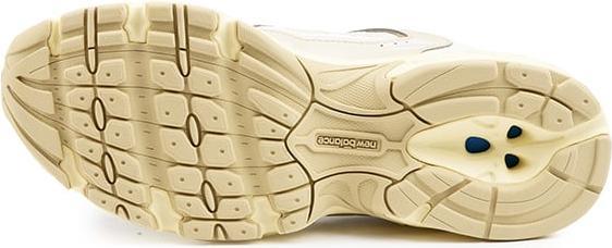 Actual product image New Balance MR530AA (39.5)