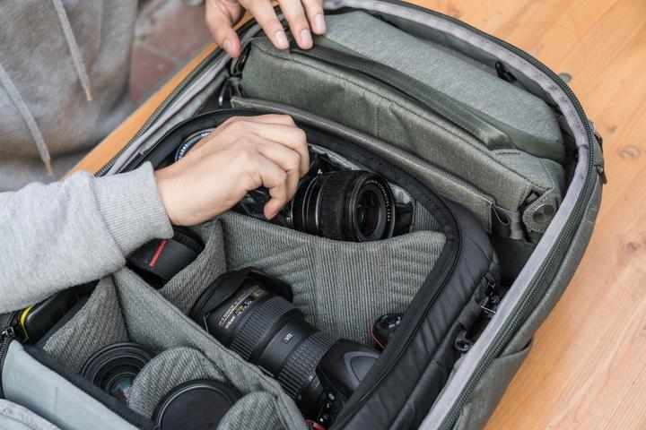 Actual product image Peak Design Camera Cube Medium (Camera inner pocket, 12 l)