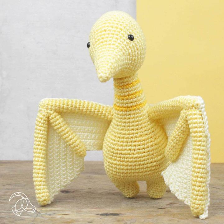 Actual product image Hardicraft Dinosaur Pterandon - crochet set