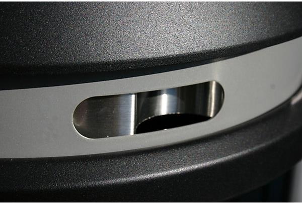 Image du produit Rubbermaid Cendrier sur pied en acier galvanisé