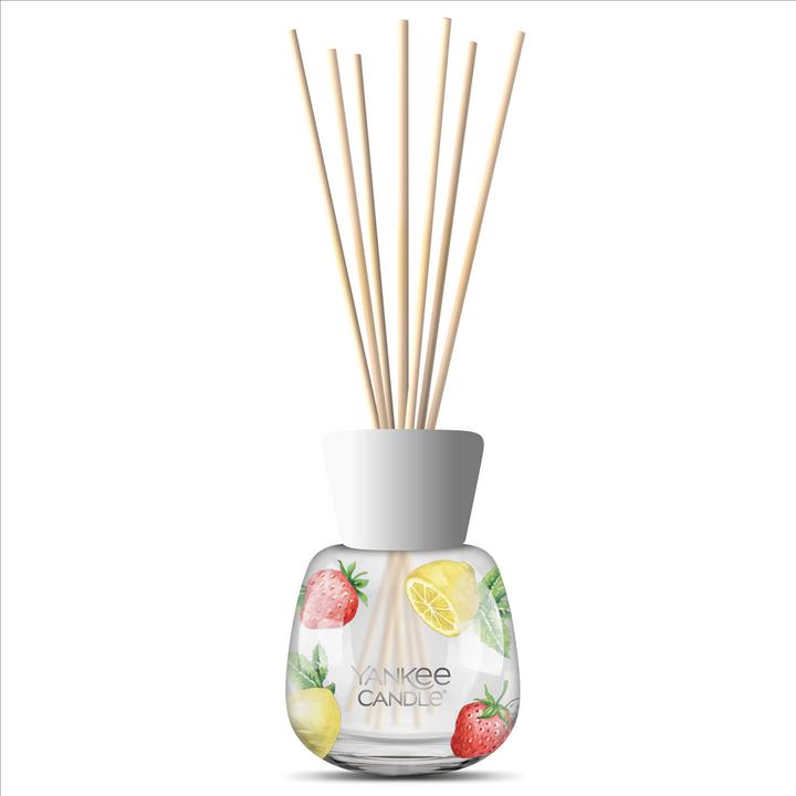 Actual product image Yankee Candle Iced Berry Lemonade (100 ml)
