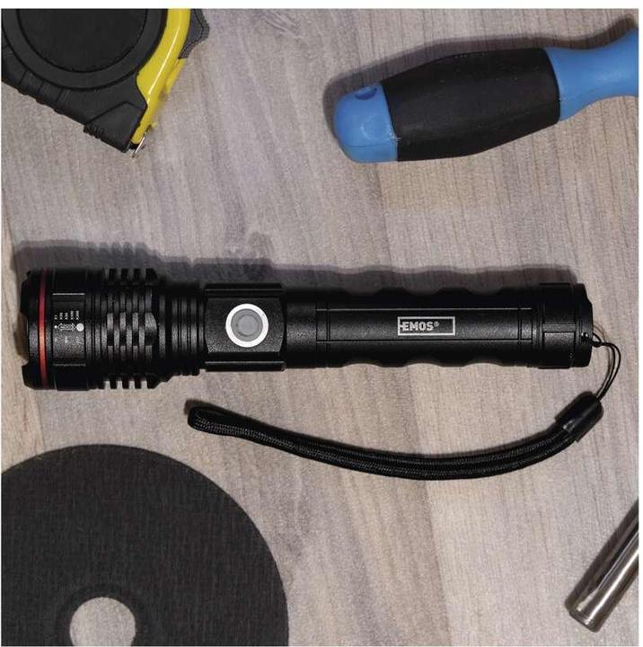 Image du produit Emos Lampe de poche en métal (18.30 cm, 600 lm)