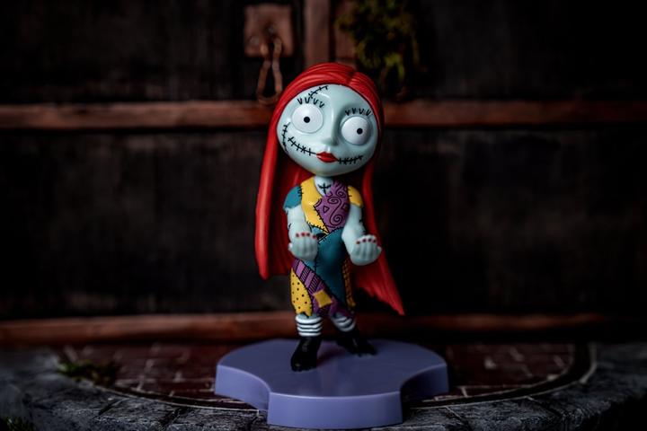 Image du produit NoName NBX - Sally - Figurine Holdem 11cm - Support Manette & Portable