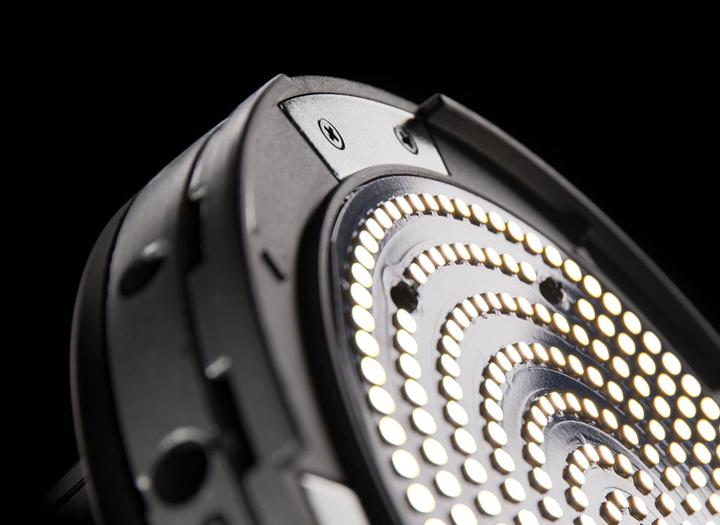 Actual product image Westcott Solix 2 Kit (Studio light)