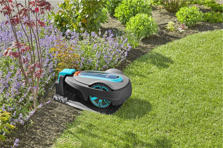 Actual product image Gardena smart SILENO city 400 square metre robotic lawnmower set (400 m²)