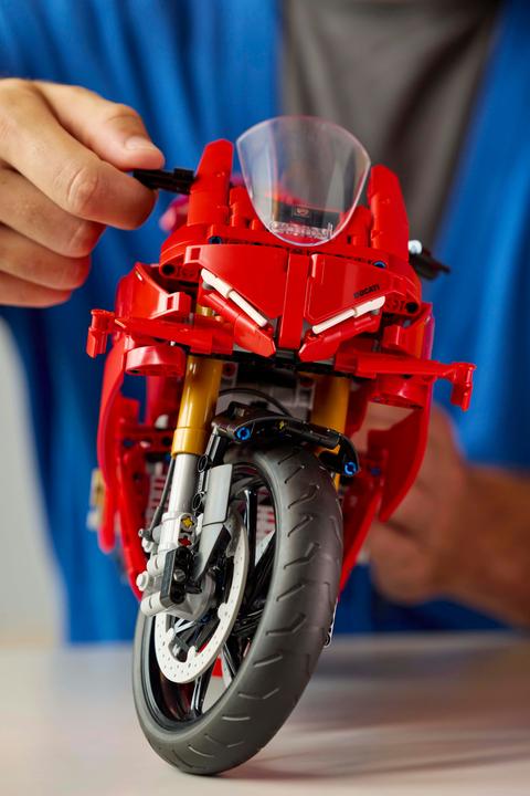 Image du produit LEGO Ducati Panigale V4 S Motorrad (42202, LEGO Technic)