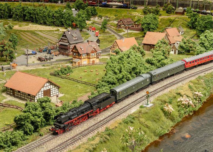 Productafbeelding Märklin H0 Mä Stoomlocomotief 18 323 Db (H0-maatstaf)