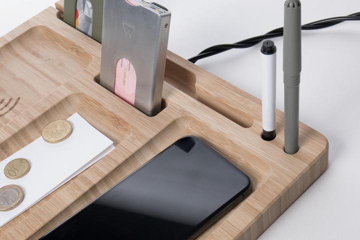 Actual product image Walter Wallet double dock