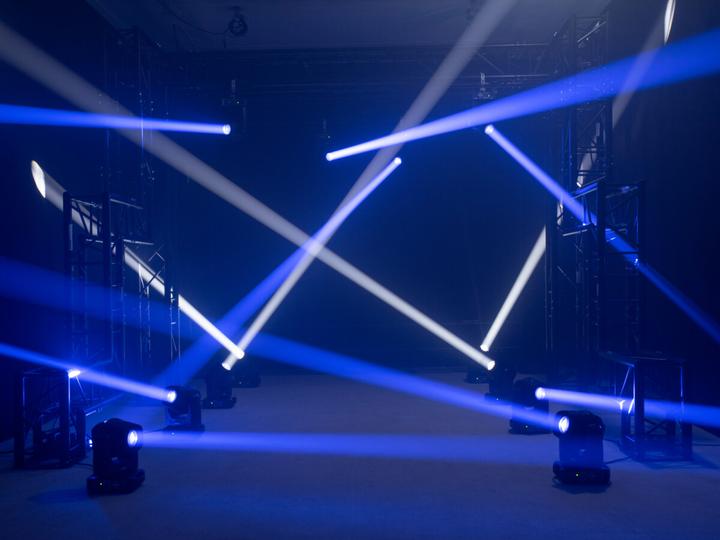 Image du produit Eurolite LED TMH-B90 Projecteur à tête mobile (Barre mobile)
