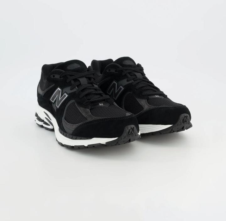 Produktbild New Balance M2002RBK (45.5)