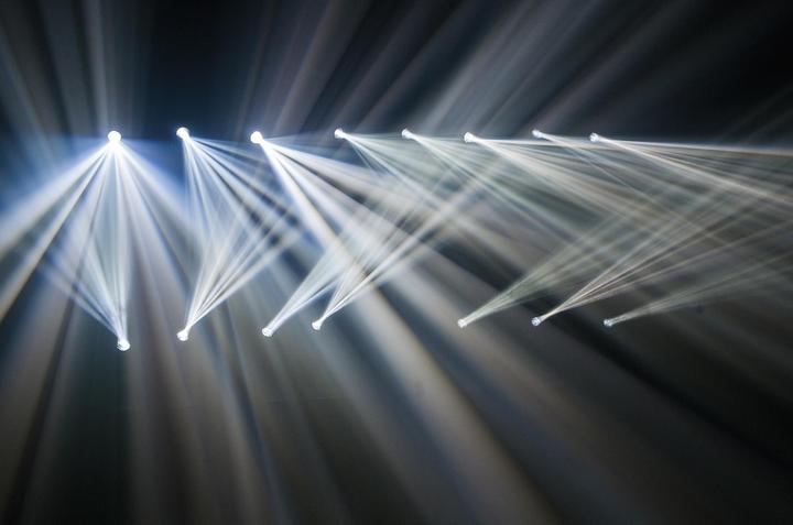 Image du produit Showtec Phantom 3R Beam (Montage sur barre)