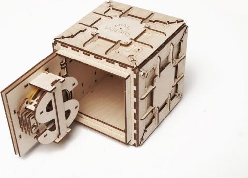 Ugears safe