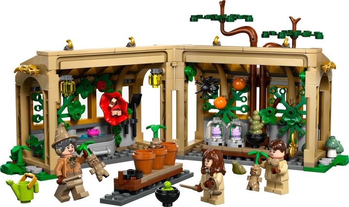 Immagine prodotto LEGO Schloss Hogwarts: Kräuterkundeunterricht (76445, LEGO Harry Potter)