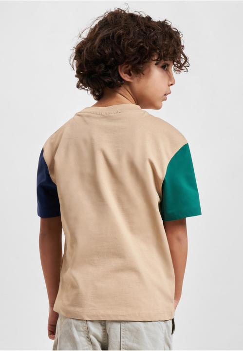Actual product image Urban Classics Boys Organic Oversized Colorblock Tee - 19581 (134)