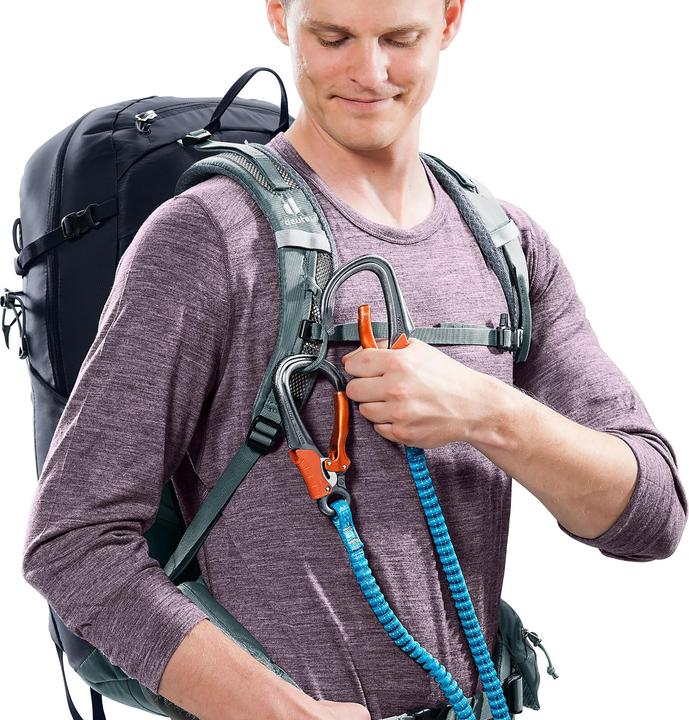 Actual product image Deuter Trail Pro 33 (33 l)