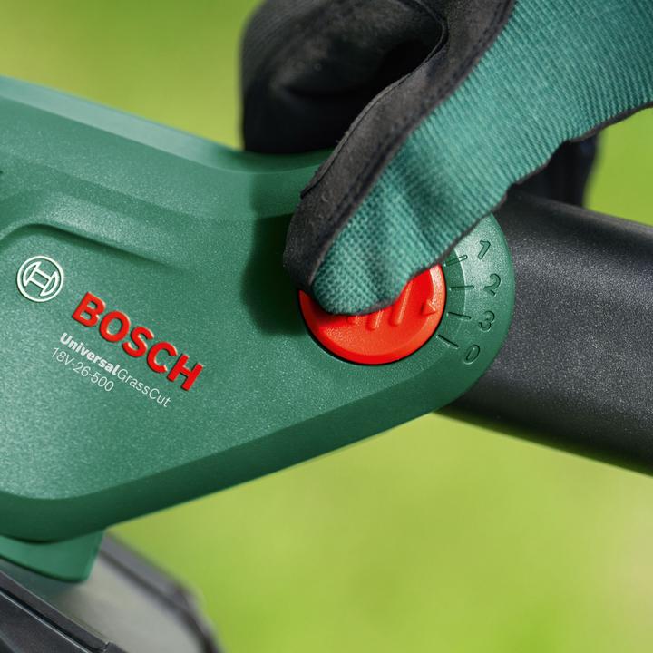 Image du produit Bosch Home & Garden UniversalGrassCut 18V-26-500 Set (Fils coupe-herbe)