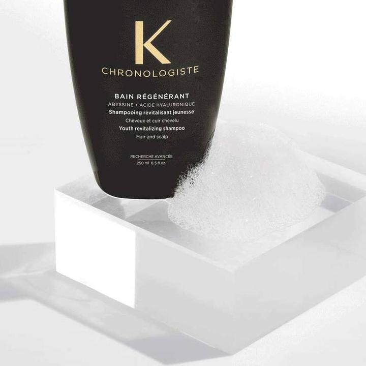 Produktbild Kérastase Chronologiste Bain Régénérant (250 ml, Flüssiges Shampoo)