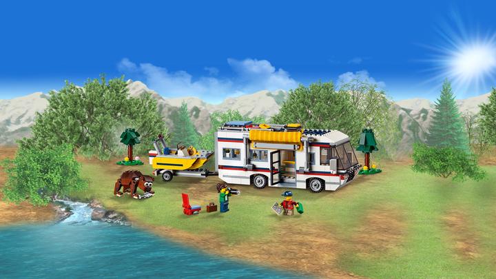 Actual product image LEGO Holidays (31052, LEGO Creator Expert)