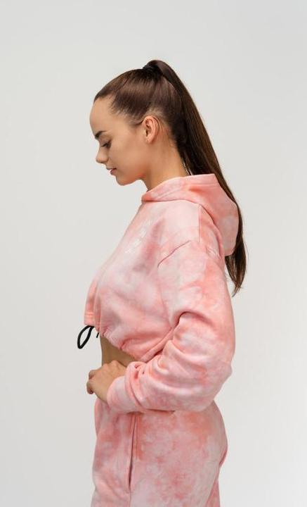 Actual product image Nebbia Re-fresh Women's Crop Hoodie 591 pink (M)