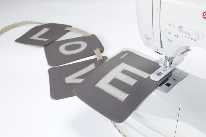 Actual product image Singer Confidence 7640