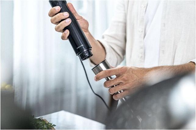 Image du produit Zwilling Enfinigy mixeur plongeant avec gobelet et couvercle à vide noir