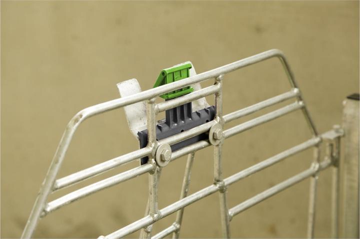 Image du produit Kerbl 1406 Protection contre l'éjection Bucket Guard, mise à niveau possible