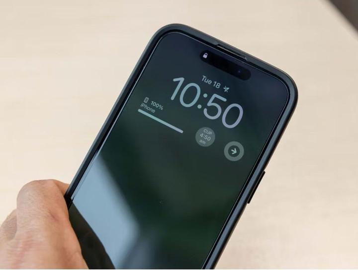 Produktbild Quad Lock Glass Screen Protector - Google Pixel 9 / 9 Pro (1 Stück, Realme 9 Pro+, Google Pixel 9)