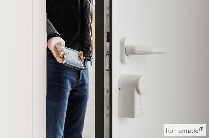 Produktbild EQ-3 Homematic IP Smart Home Starter Set Mini Zutritt, elektronisches Türschloss, Smart Lock nachrüs (Smartphone, Schlüssel)