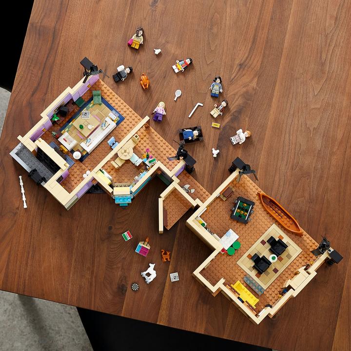 Actual product image LEGO Friends Apartments (10292, LEGO Friends, LEGO Rare Sets)