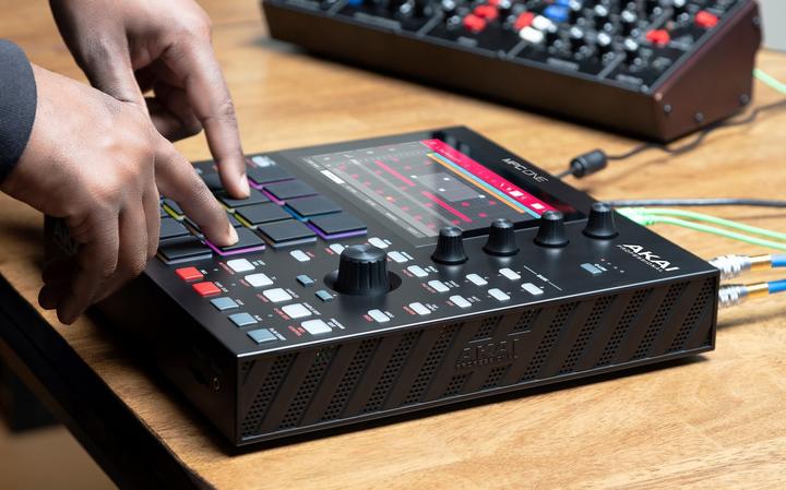 Produktbild Akai Professional MPC One