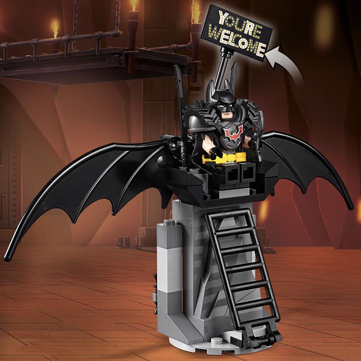 Actual product image LEGO Ready for action Batman and Iron Beard (70836)