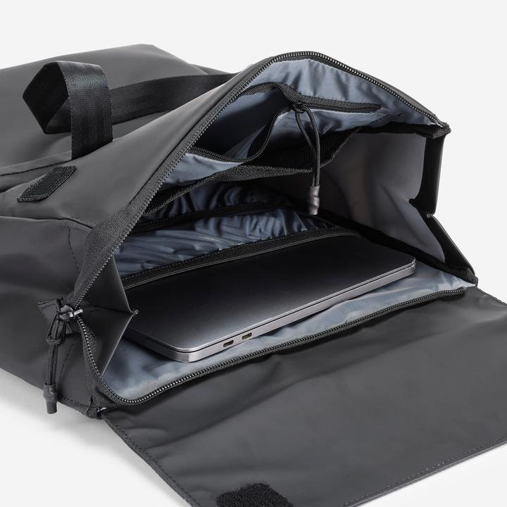 Produktbild Decathlon Rucksack mit Laptopfach wasserabweisend - 15 l (15 l)