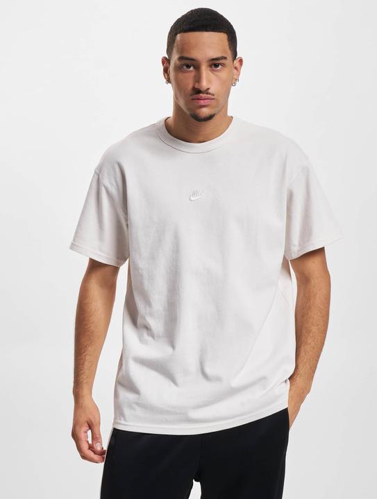 Actual product image Nike NSW Premium Essential T-Shirt - 84061 (M)