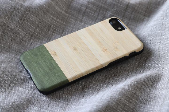 Produktbild Man.Wand &WOOD case for iPhone 7/8 bamboo forest juodas (Apple iPhone 8, Apple iPhone SE (2nd Gen), Apple iPhone 7)