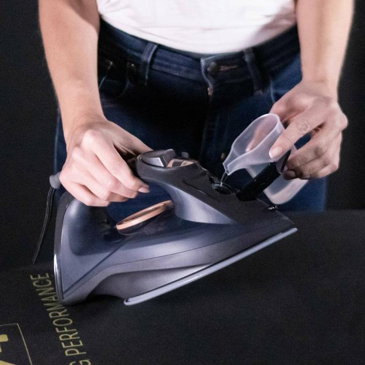 Actual product image Ufesa PV1100C