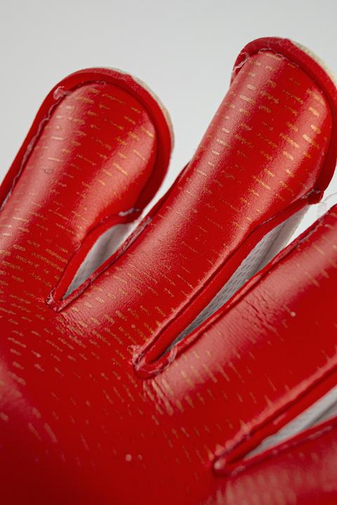 Actual product image Reusch Attrakt GoldX GluePrint (7.5)