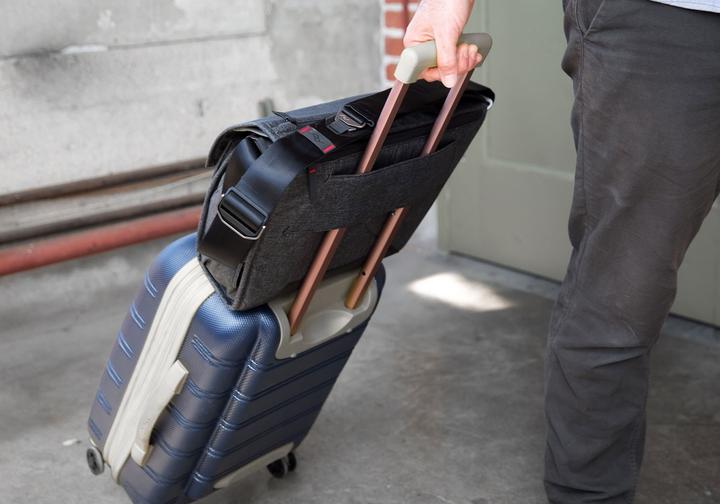 Produktbild Peak Design Everyday Messenger 15" (Kamera Schultertasche, 18 l)