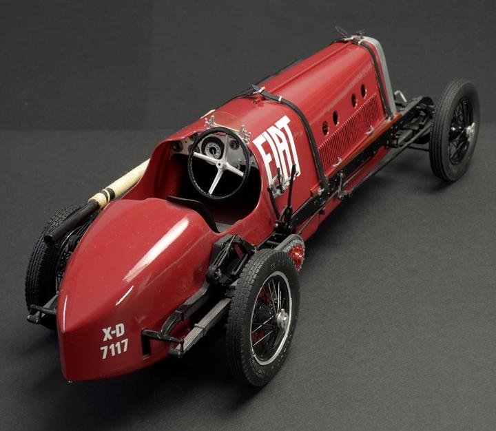Actual product image Italeri Fiat Mefistofele