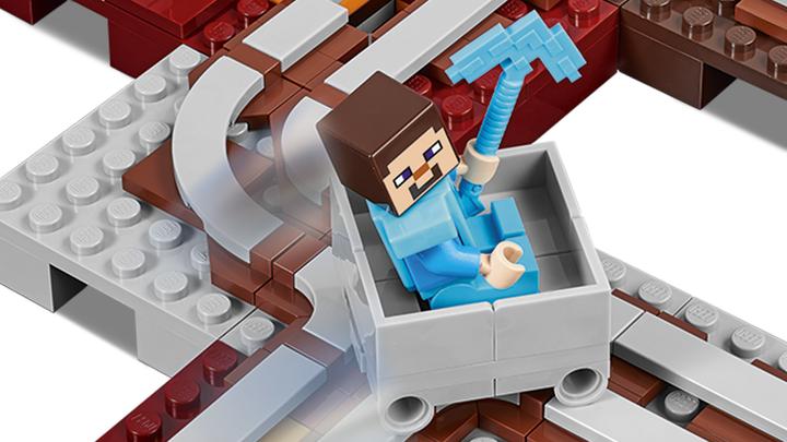 Produktbild LEGO Die Nether-Eisenbahn (21130, LEGO Minecraft)