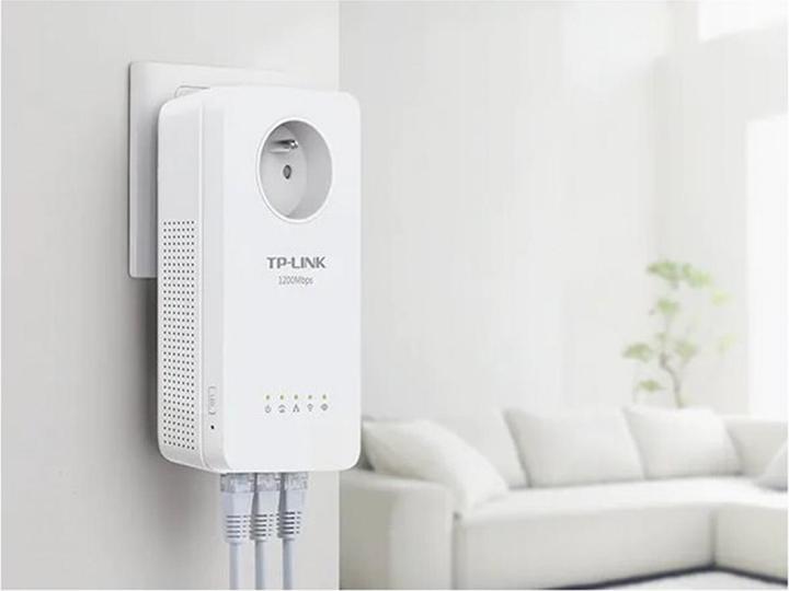 Actual product image TP-Link TL-WPA8631P Kit (300 Mbit/s)