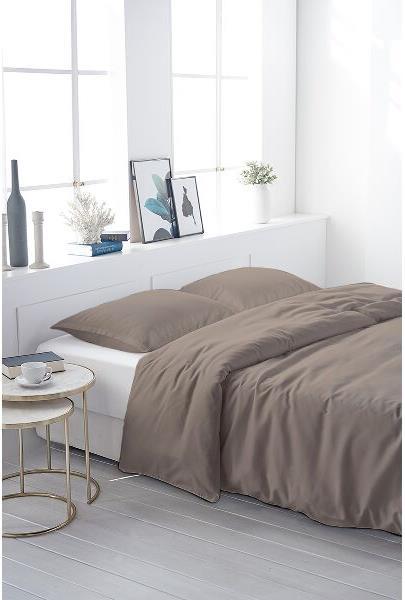 Produktbild Living Home Uni Satin 100 (160 x 250 cm)