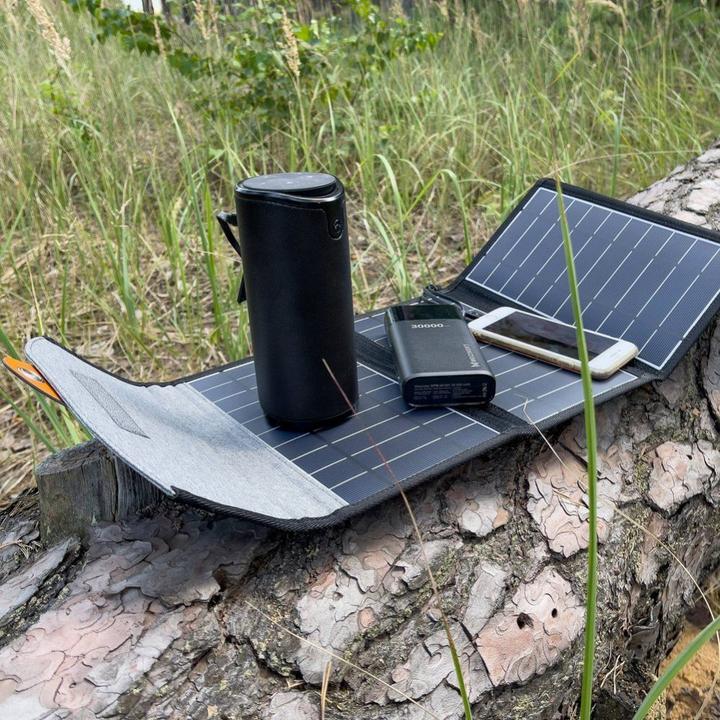 Actual product image Choetech Foldable solar panel (22 W, 0.87 kg)