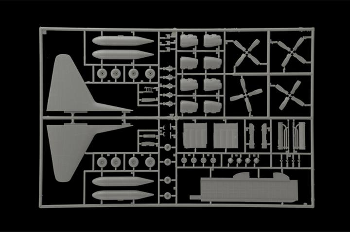 Actual product image Italeri AC-130H Spectre