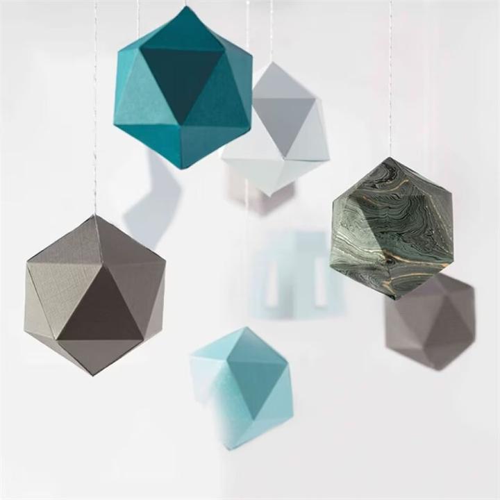 Image du produit Fiskars 1059566 Bijou en papier 3D, plastique, blanc (300 mm)