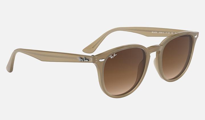 Actual product image Ray Ban RB4259